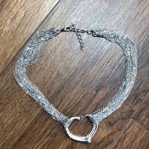 Heart choker necklace-silver